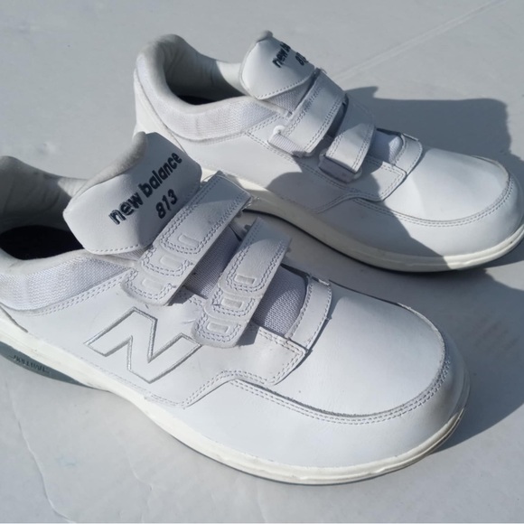 New Balance White and Gray Sneakers - Picture 1 of 8